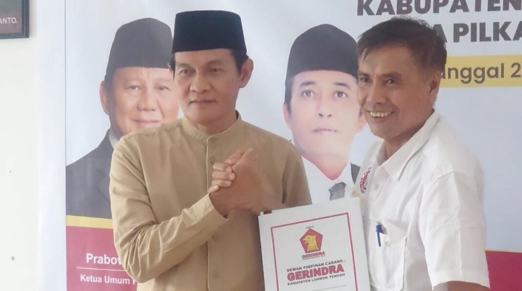 Wakil Bupati Lombok Tengah, Nursiah mendaftar menjadi calon Bupati Lombok Tengah di DPC Gerindra Lombok Tengah.