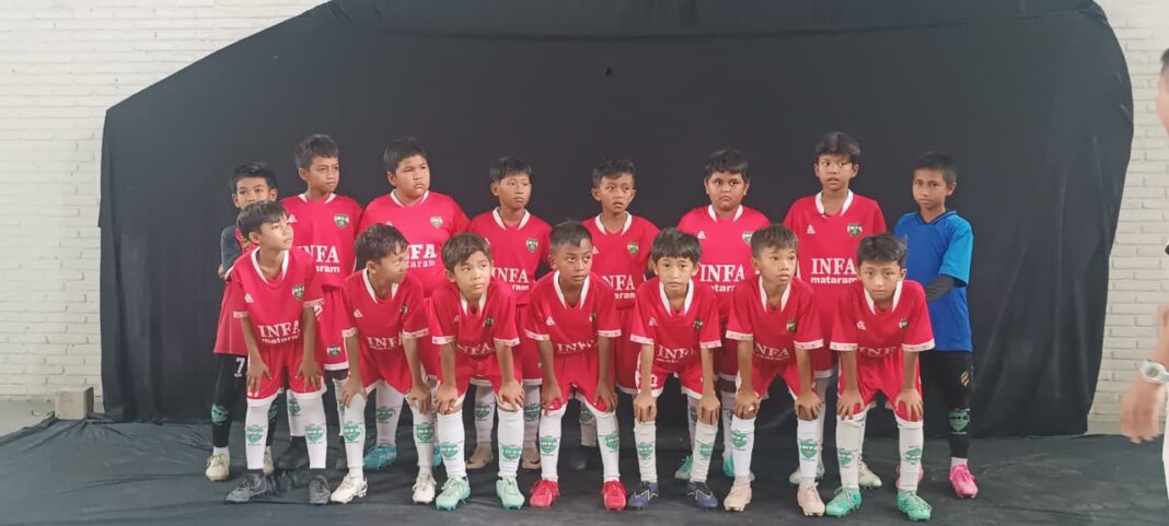 Foto: SEKOLAH SEPAKBOLA INFA MATARAM DAFTARKAN DIRI KE SPORTS 9 KIDS FOOTBALL COMPETITION VOL. 1 DI TV9.